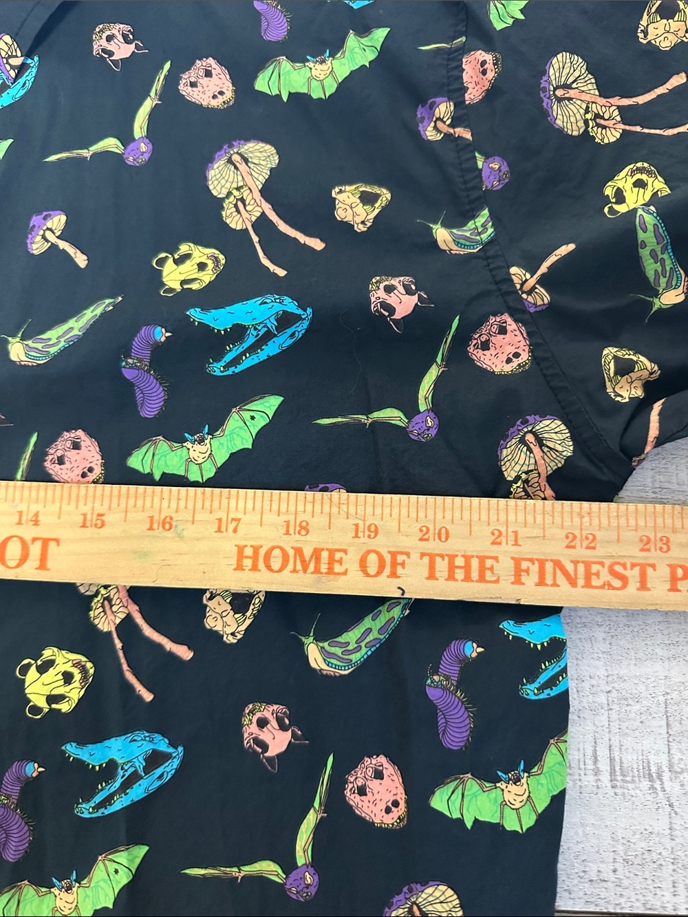 MODEST MOUSE - AMBSN CRITTERS SHIRT - Picture 6 of 8